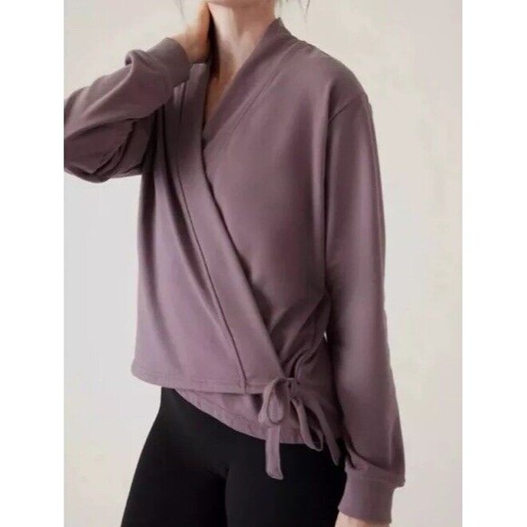 Athleta Top Women’s Size XL Purple Retroterry Wrap Comfy Long Sleeve Tie *read* - Picture 2 of 12